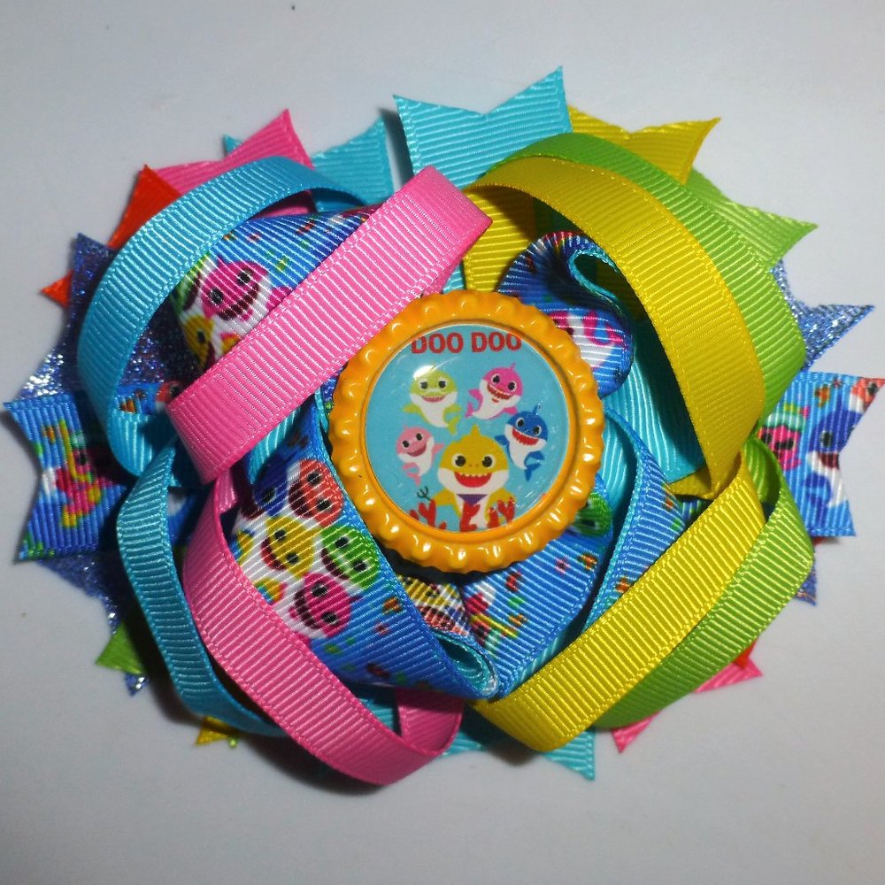 Baby Shark Girls 5-Inch Hair Bow Clip